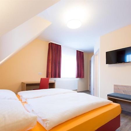 Landgasthof Schwarzes Ross Ansbach Luaran gambar